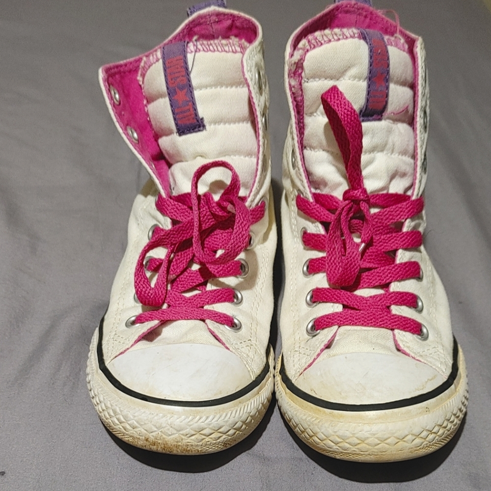 Kids White/Pink Converse High Tops Chuck Taylor